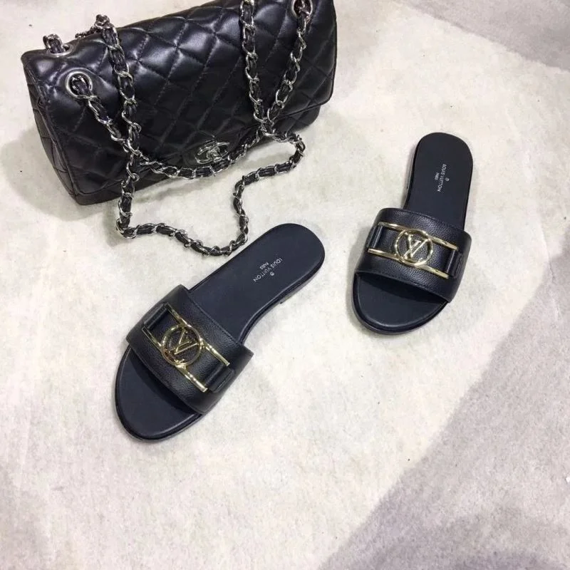 Minimalist Louis Vuitton Slippers 31112