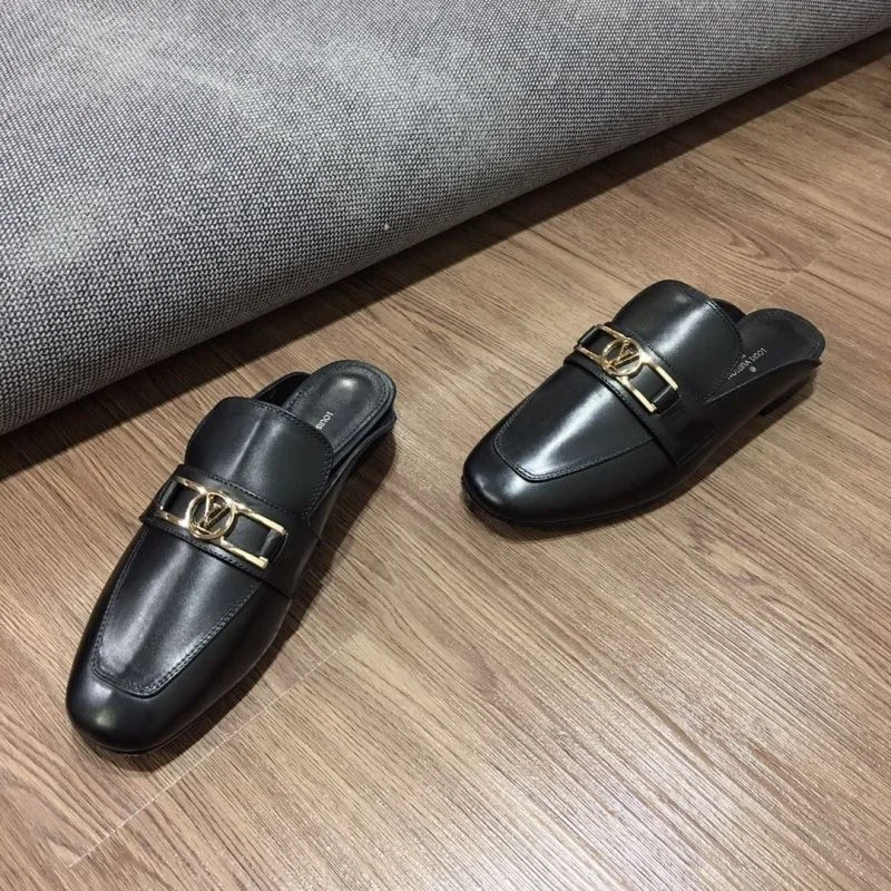Louis Vuitton Slippers Casual 31106