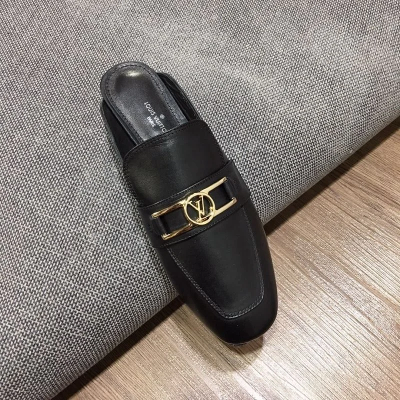 Louis Vuitton Slippers Casual 31106