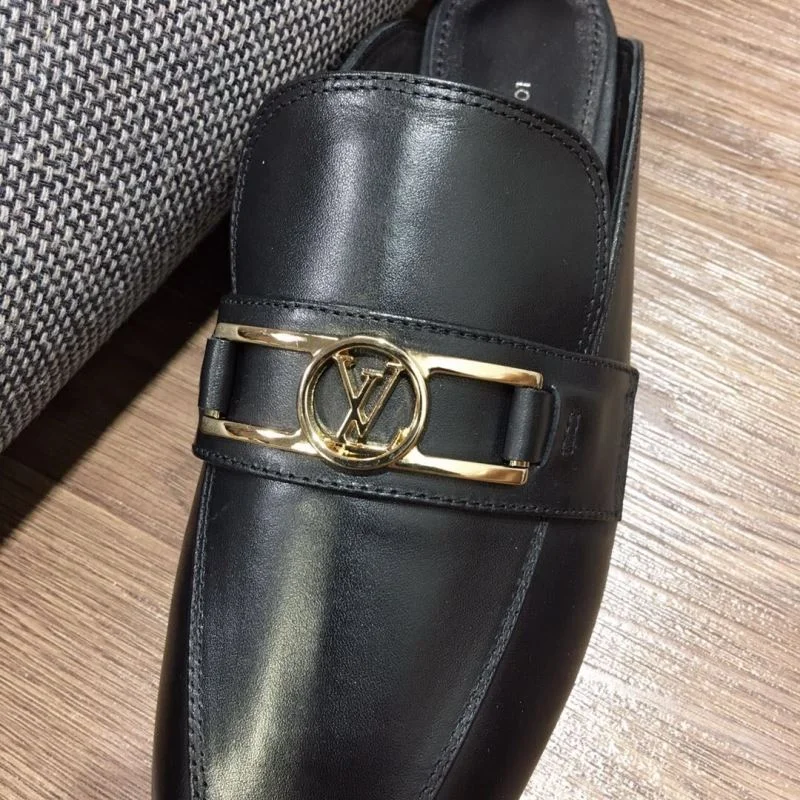 Louis Vuitton Slippers Casual 31106