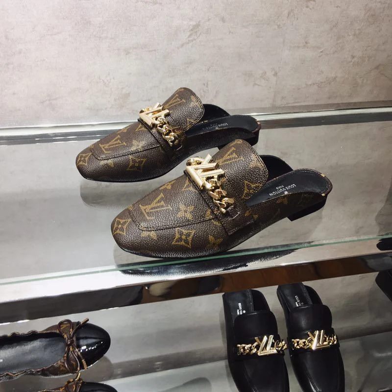 Neat Louis Vuitton Slippers 31099