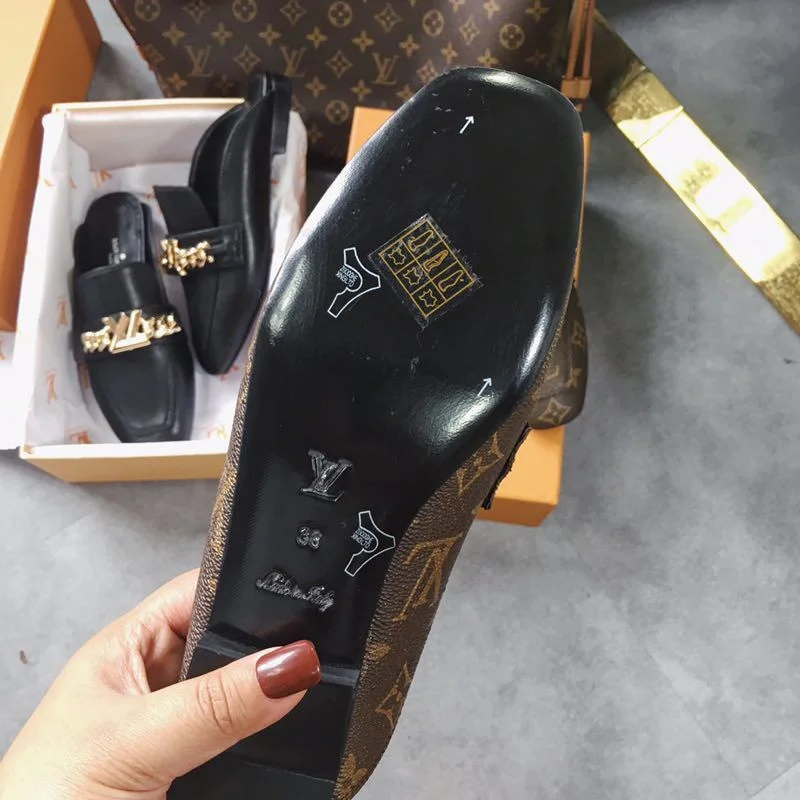 Neat Louis Vuitton Slippers 31099