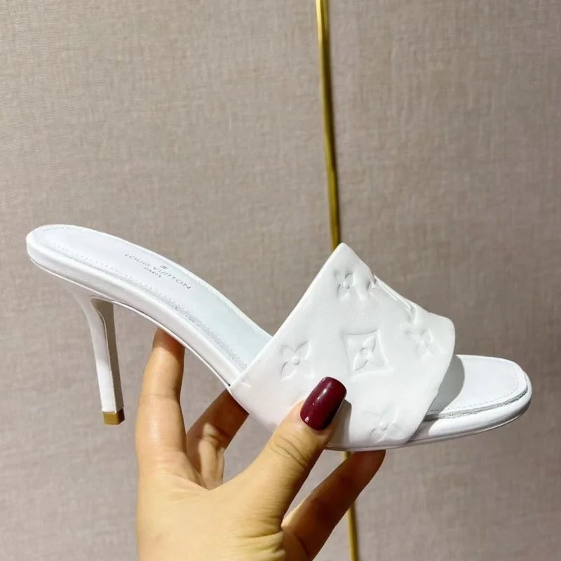 Cozy Louis Vuitton Slippers 31093