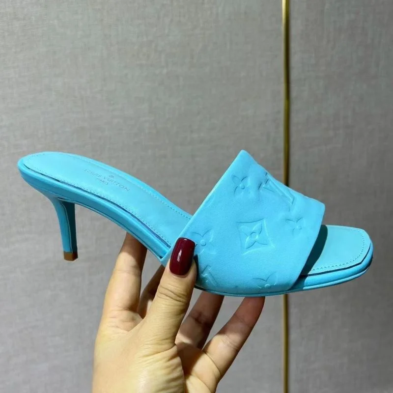 Louis Vuitton Slippers Sleek 31090