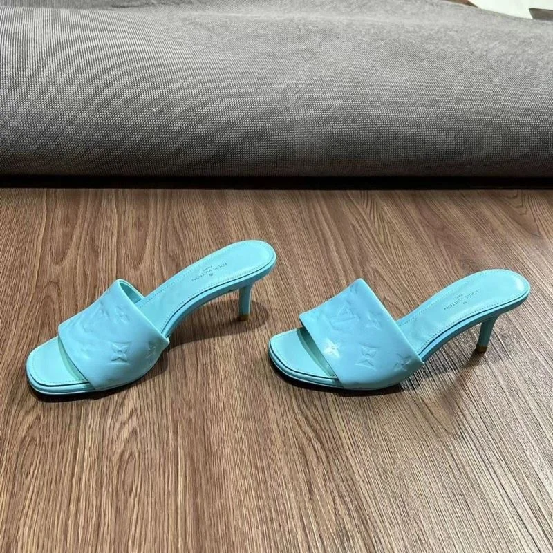 Louis Vuitton Slippers Sleek 31090