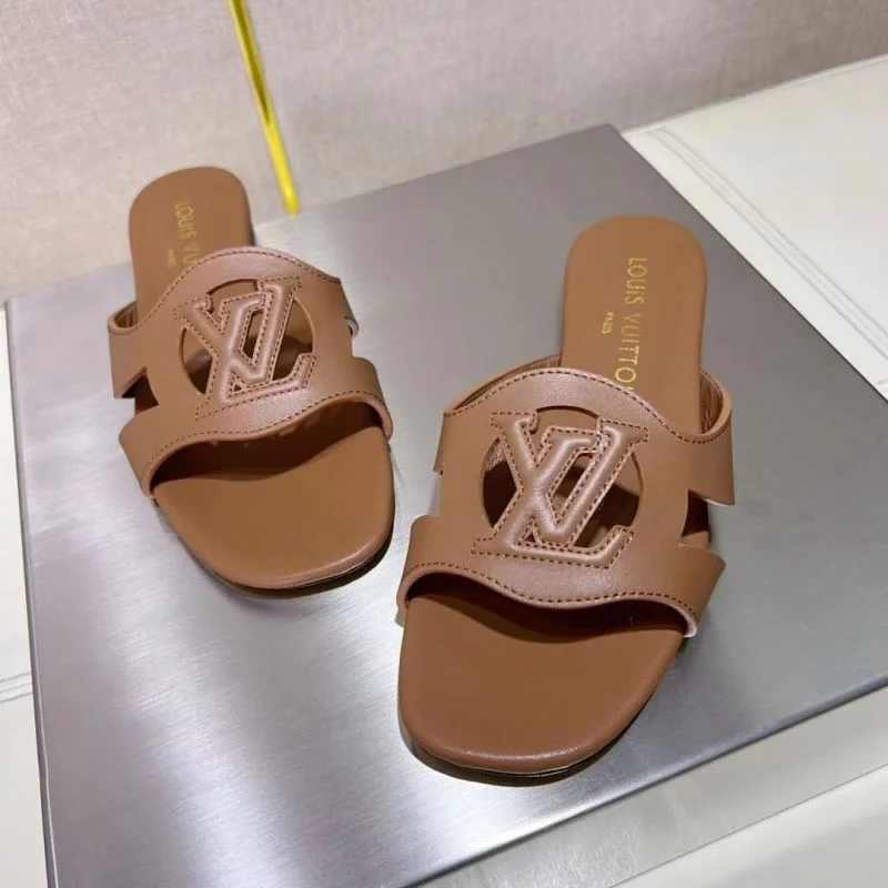 Louis Vuitton Slippers Sophisticated 31091