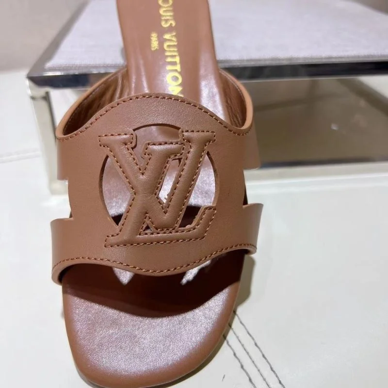 Louis Vuitton Slippers Sophisticated 31091