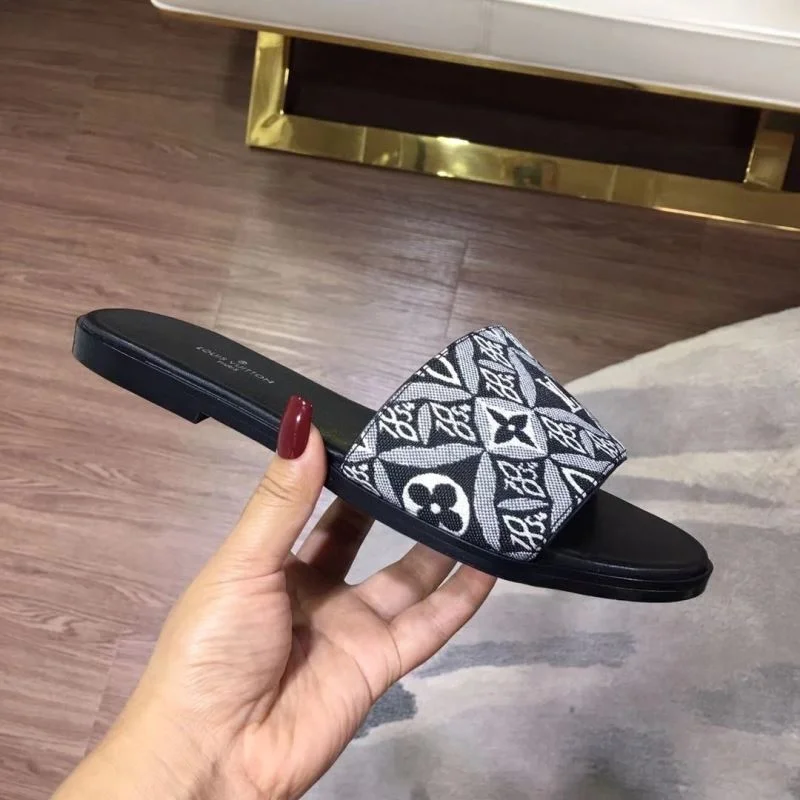 DailyWear Louis Vuitton Slippers 31086