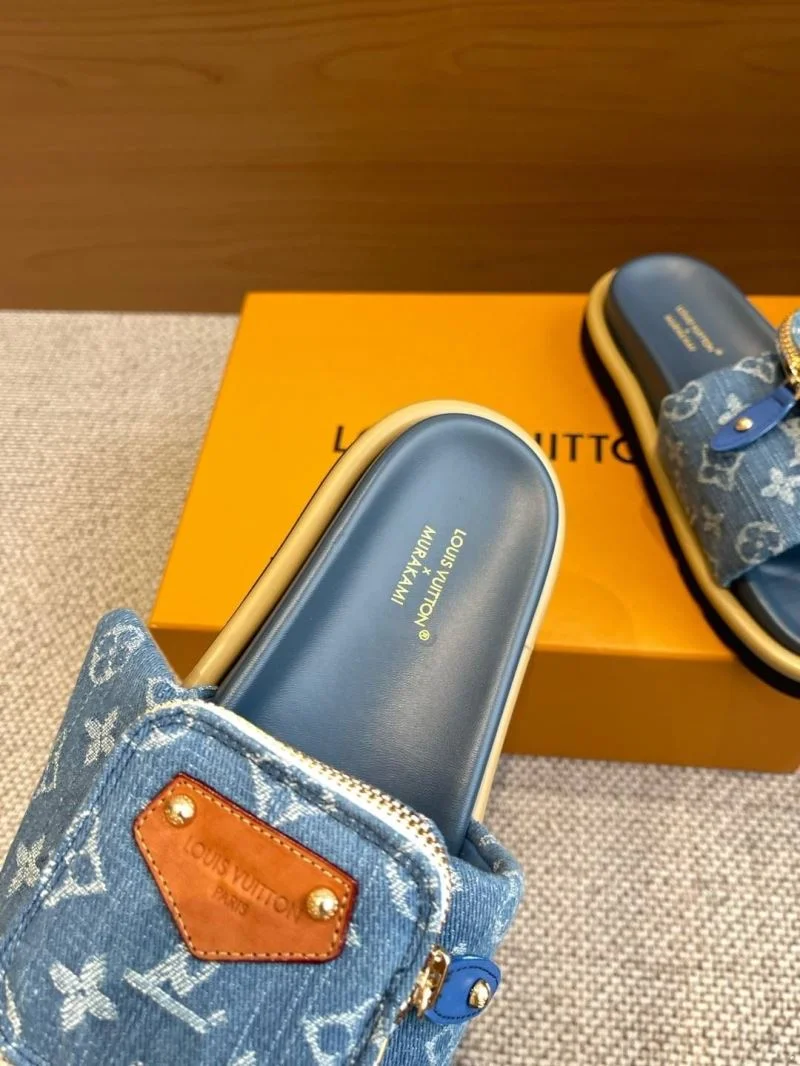 Sleek Louis Vuitton Slippers 31070