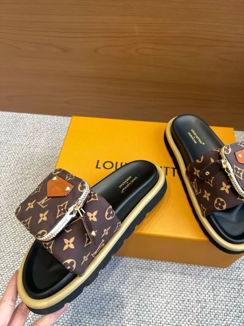 Louis Vuitton Slippers Trendy 31089