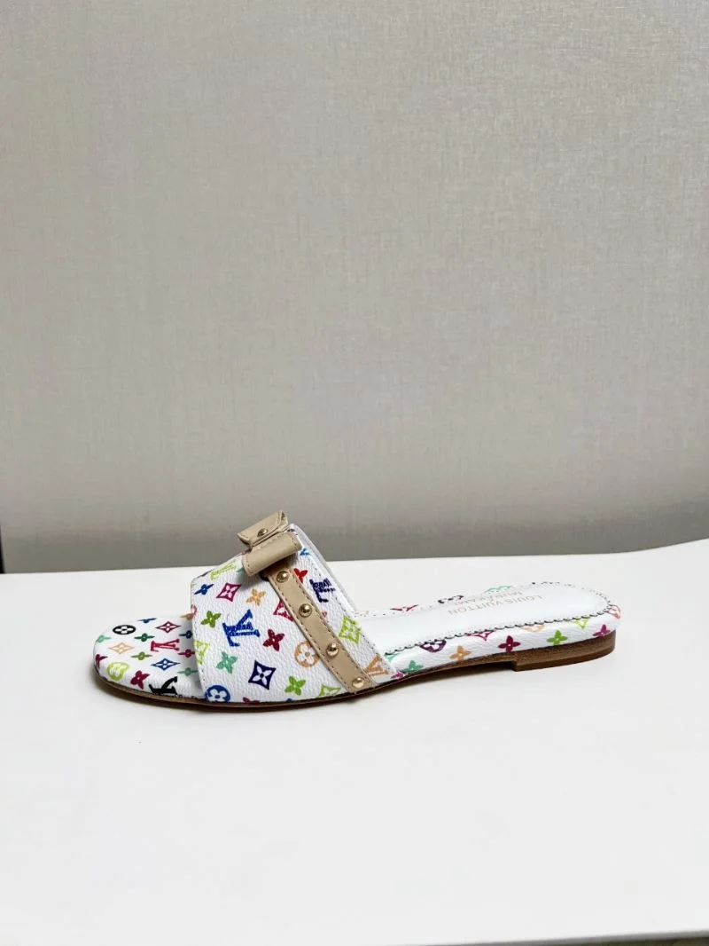 Louis Vuitton Slippers EyeCatching 31065