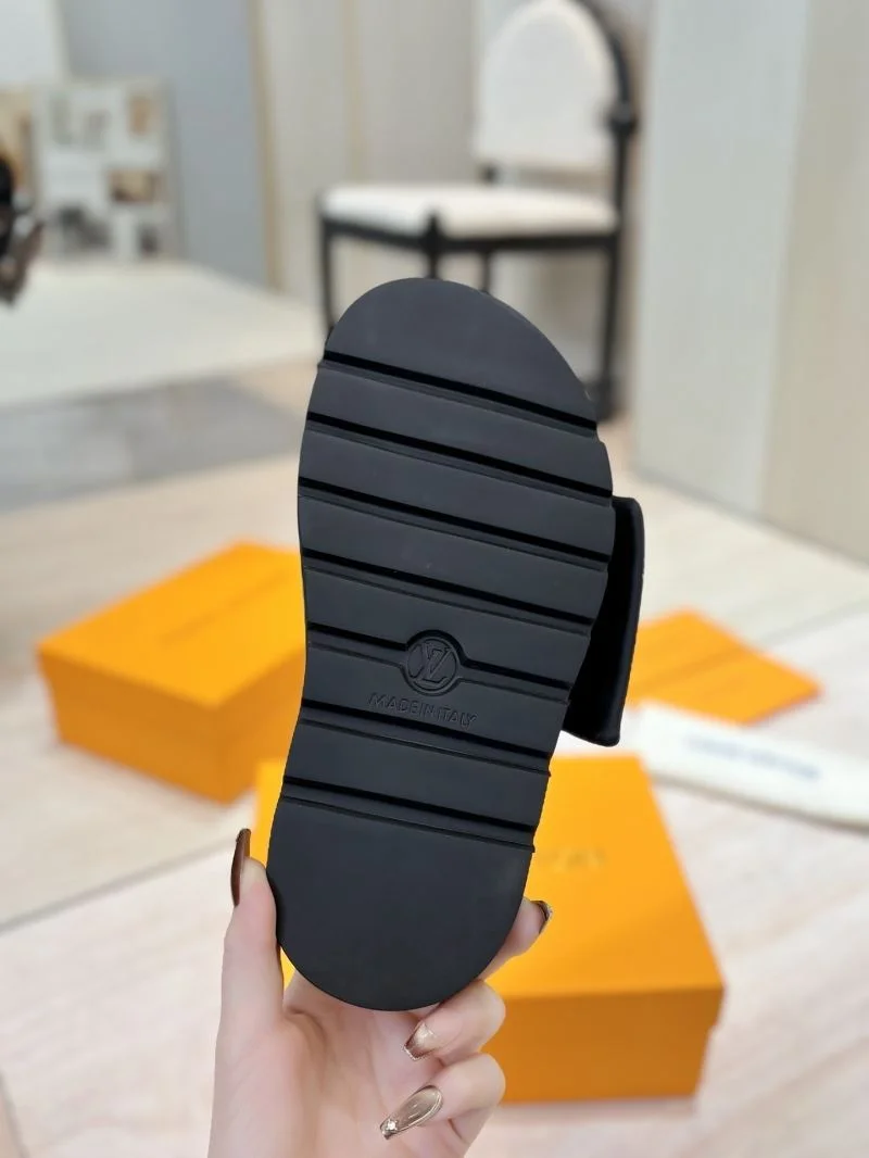 Stretchable Louis Vuitton Slippers 31062