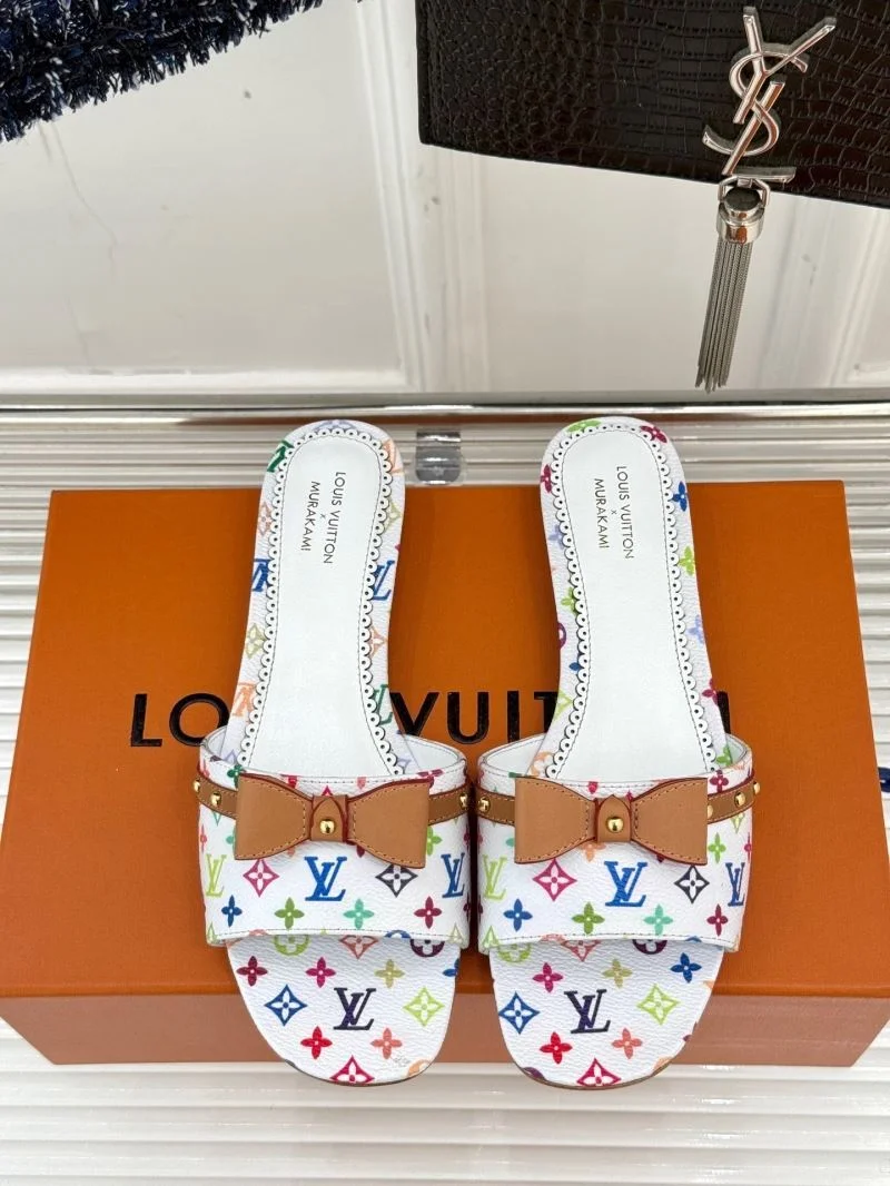 Bright Louis Vuitton Slippers 31041