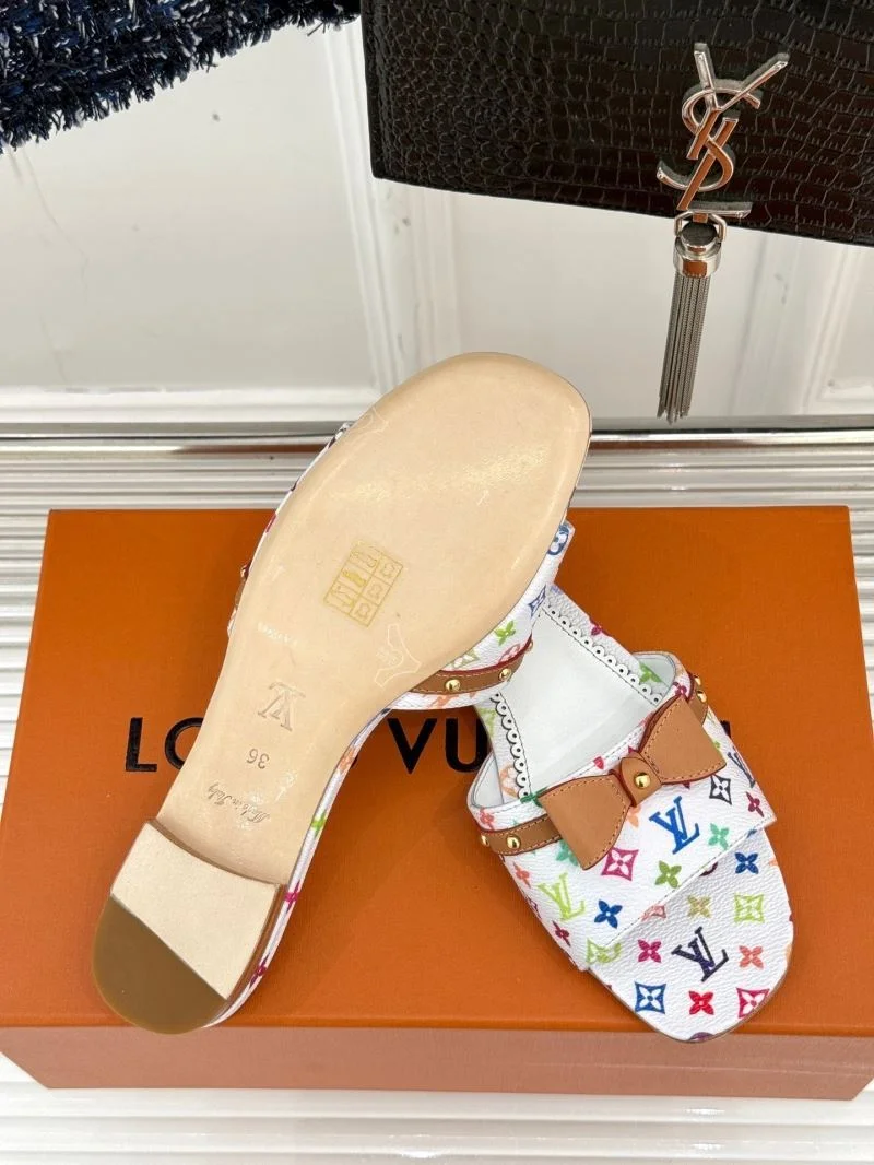 Bright Louis Vuitton Slippers 31041