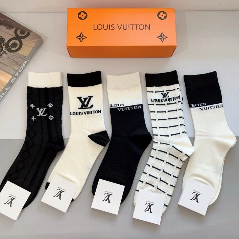 Efficient Louis Vuitton Socks 273217