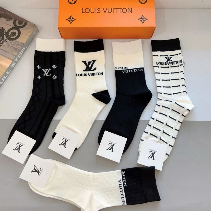 Efficient Louis Vuitton Socks 273217
