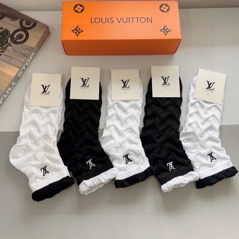 Bold Louis Vuitton Socks 273228