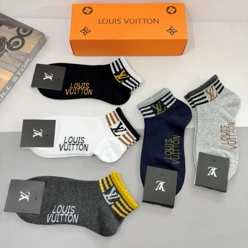 WaterResistant Louis Vuitton Socks 273212