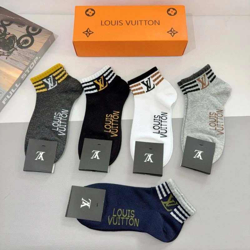 WaterResistant Louis Vuitton Socks 273212