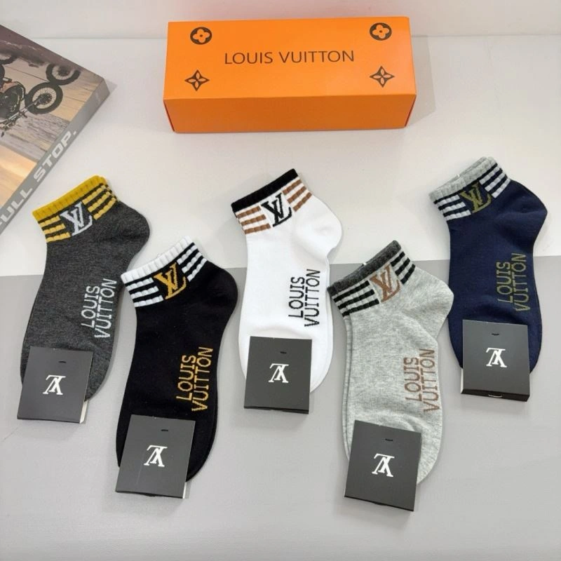 WaterResistant Louis Vuitton Socks 273212