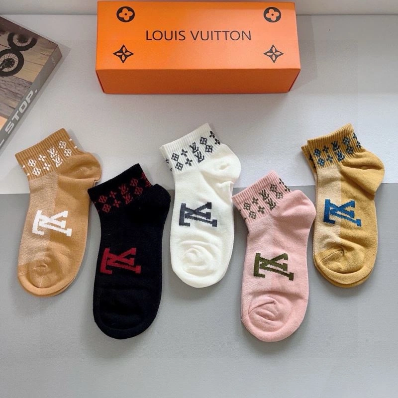 Tailored Louis Vuitton Socks 273215