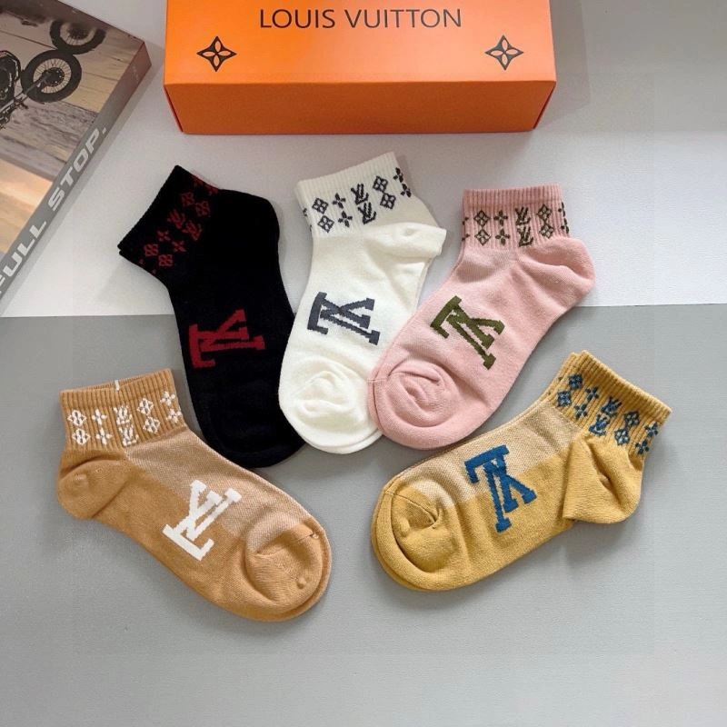 Tailored Louis Vuitton Socks 273215