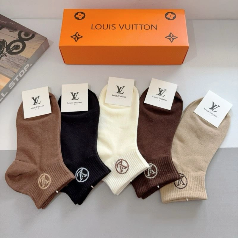 Seasonal Louis Vuitton Socks 273218