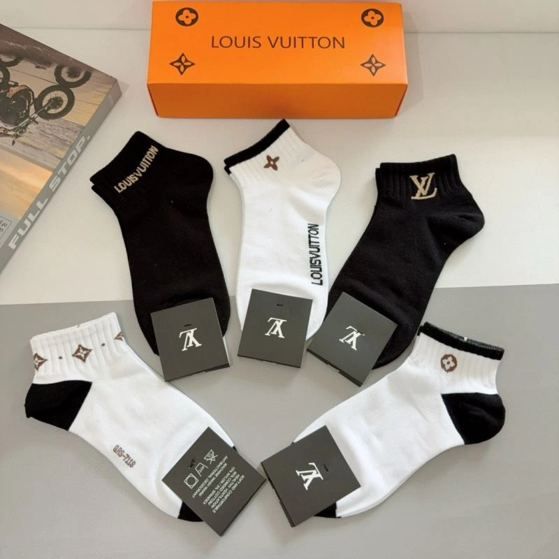 Louis Vuitton Socks UrbanChic 273203