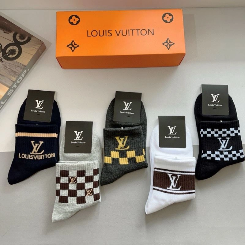 Functional Louis Vuitton Socks 273207