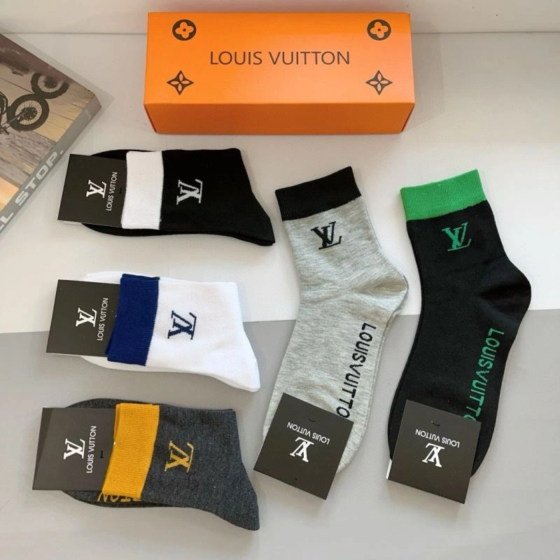 ModernLook Louis Vuitton Socks 273197