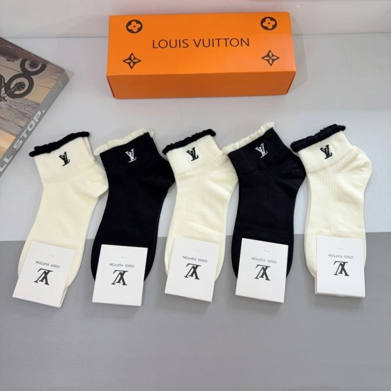 HighQuality Louis Vuitton Socks 273194