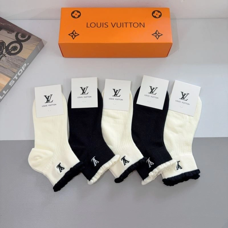HighQuality Louis Vuitton Socks 273194