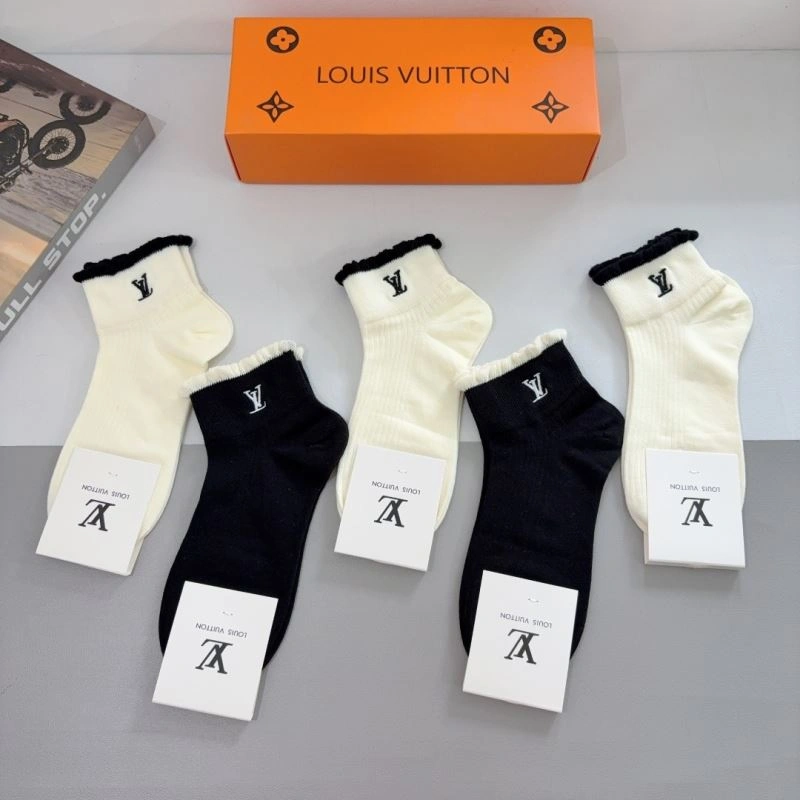 HighQuality Louis Vuitton Socks 273194
