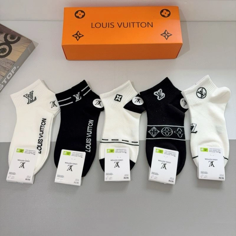 Louis Vuitton Socks Stylish 273093