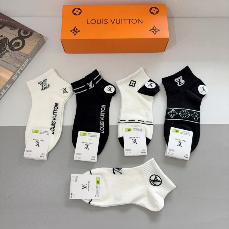 Louis Vuitton Socks Stylish 273093