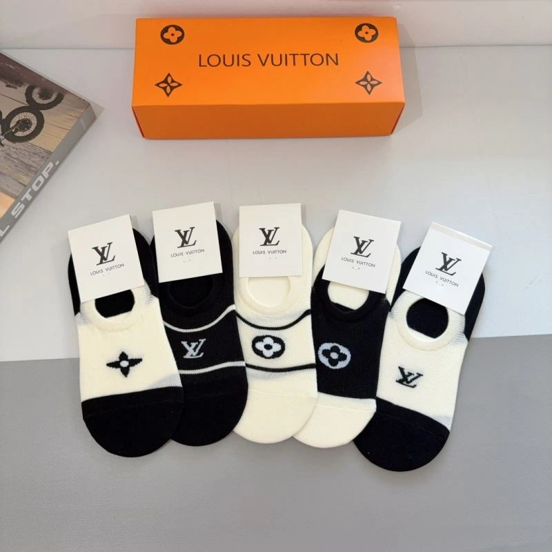 Popular Louis Vuitton Socks 273084