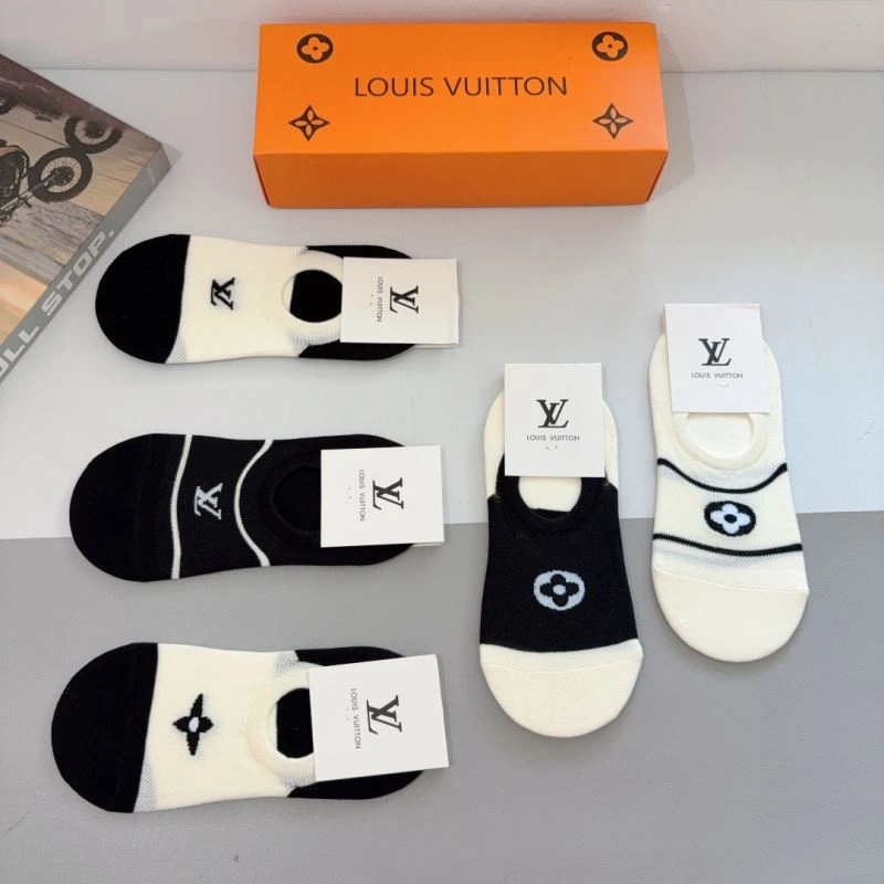 Popular Louis Vuitton Socks 273084