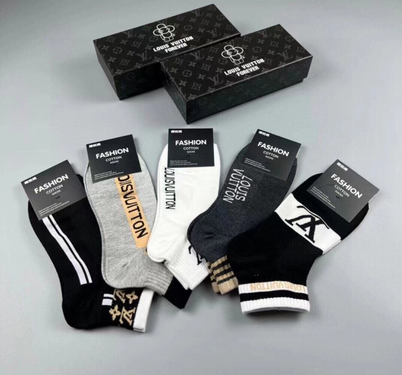 Soft Louis Vuitton Socks 273625