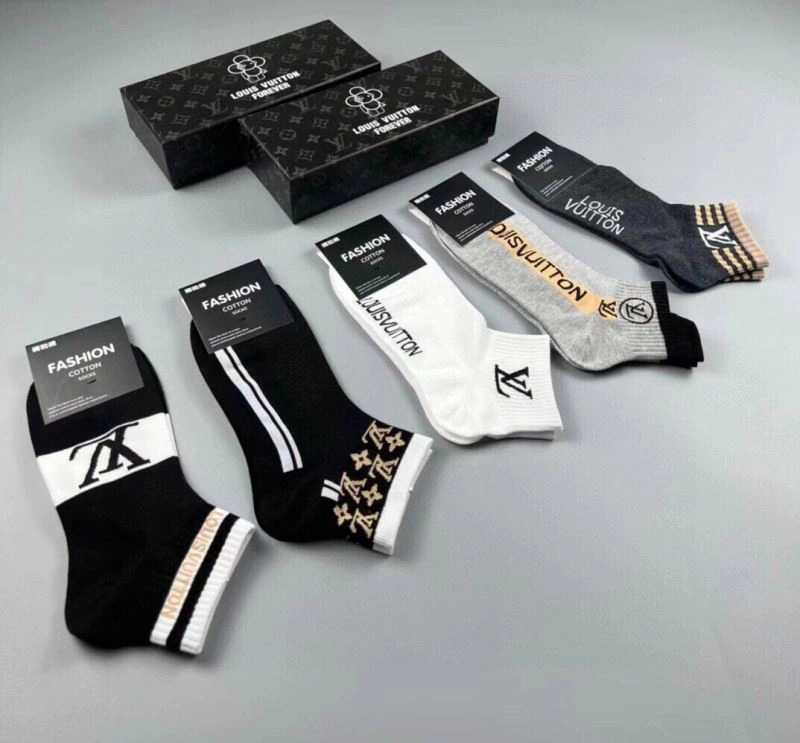 Soft Louis Vuitton Socks 273625