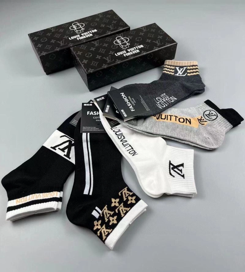 Soft Louis Vuitton Socks 273625