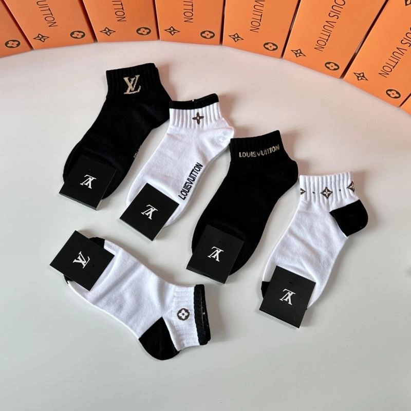 Affordable Louis Vuitton Socks 273610