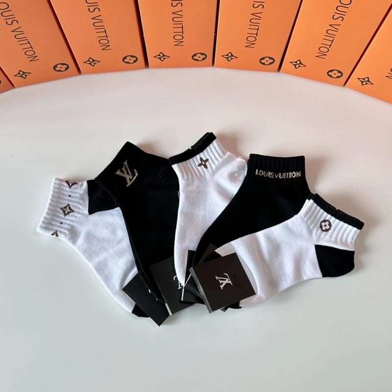 Affordable Louis Vuitton Socks 273610
