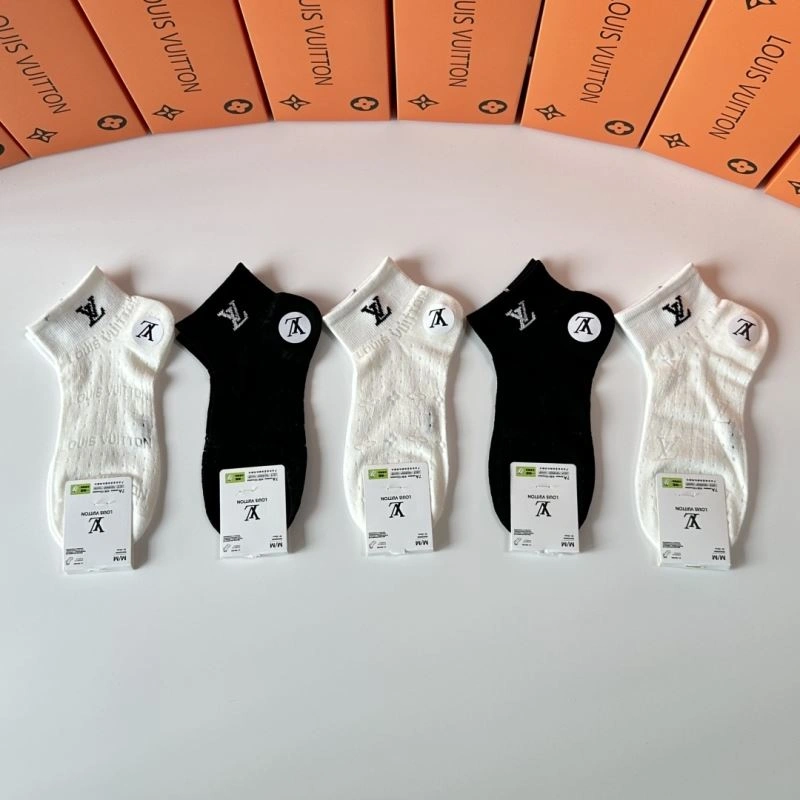 Louis Vuitton Socks MultiPurpose 273604
