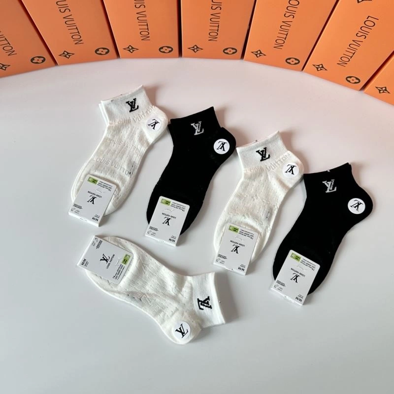 Louis Vuitton Socks MultiPurpose 273604