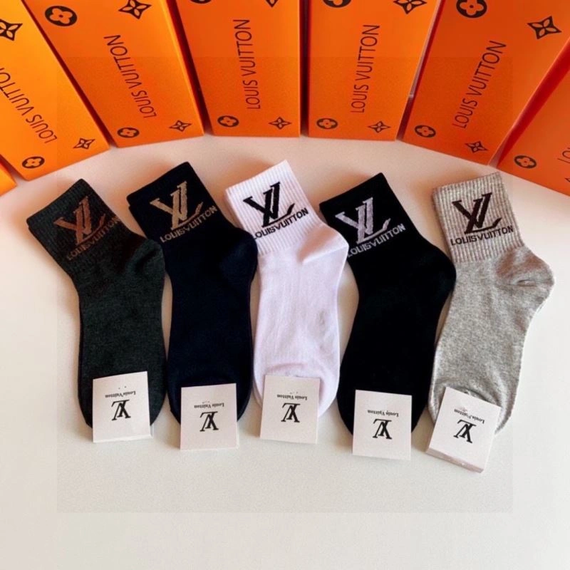 Comfortable Louis Vuitton Socks 273576
