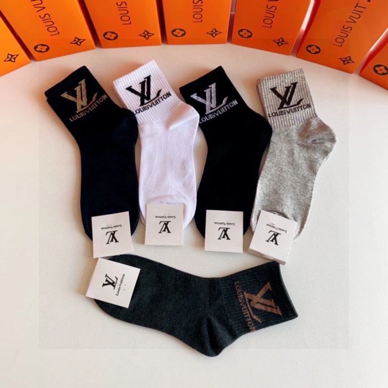 Comfortable Louis Vuitton Socks 273576
