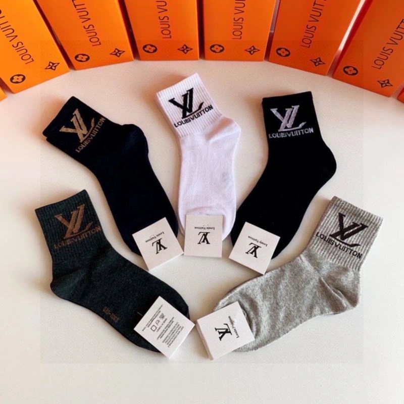 Comfortable Louis Vuitton Socks 273576
