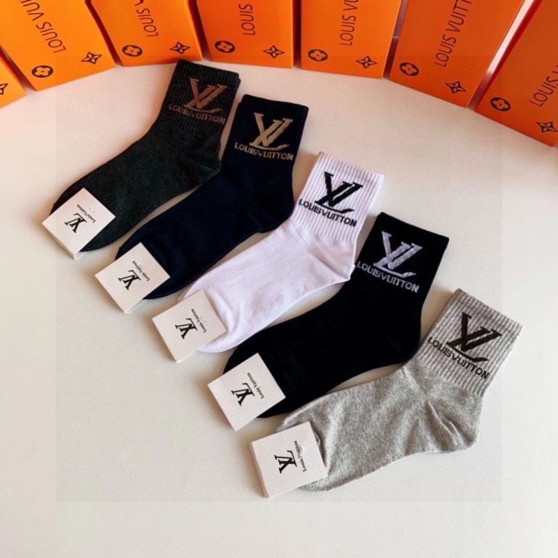 Comfortable Louis Vuitton Socks 273576