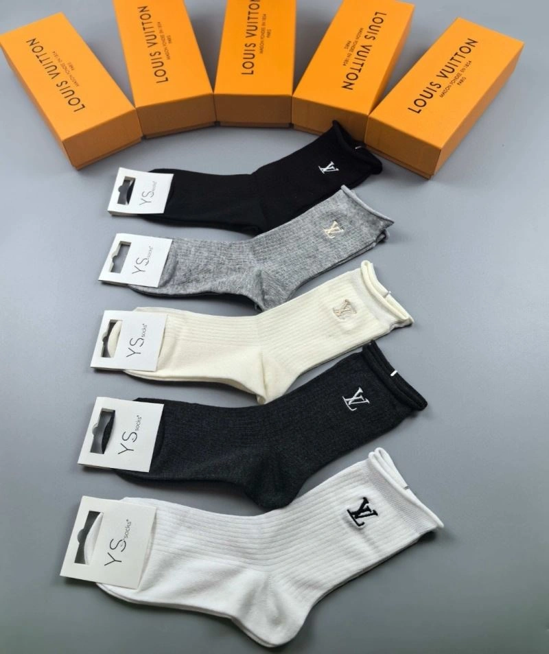 Louis Vuitton Socks Sporty 273585