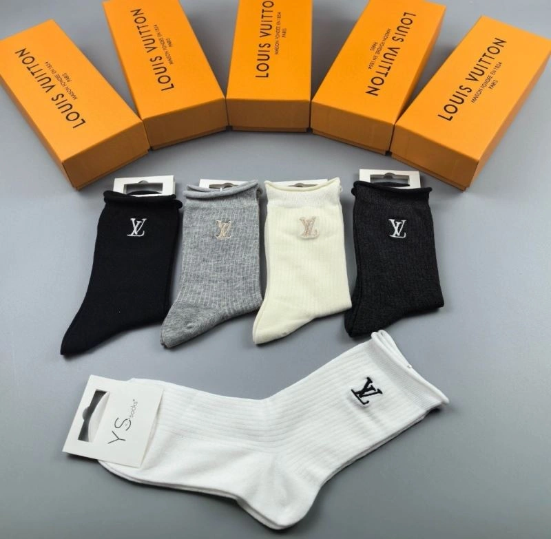 Louis Vuitton Socks Sporty 273585